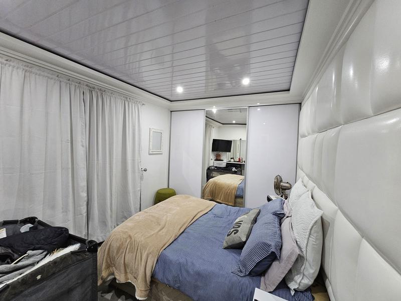 3 Bedroom Property for Sale in Newfields Western Cape